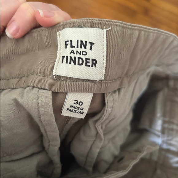 Flint and Tinder Men’s Gray Shorts Size 30 - Picture 4 of 4